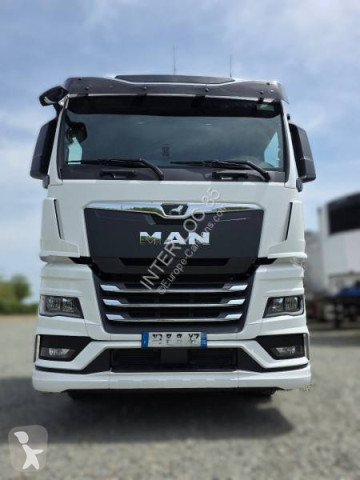 Влекач MAN TGX 18.520