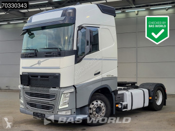 Влекач опасни товари / adr Volvo
