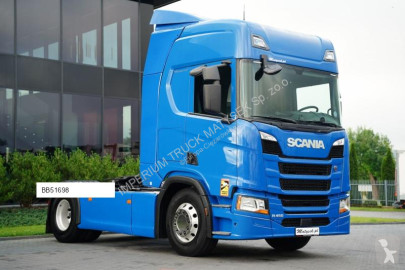Влекач Scania R450