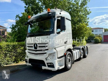 جرار Mercedes