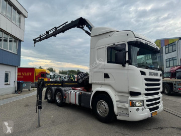 Влекач Scania