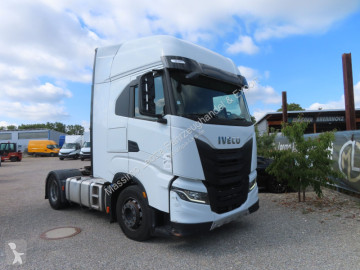 Tracteur Iveco