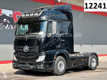 جرار Mercedes
