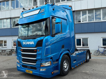 جرار Scania