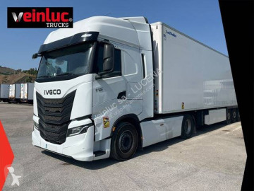 Cabeza tractora Iveco