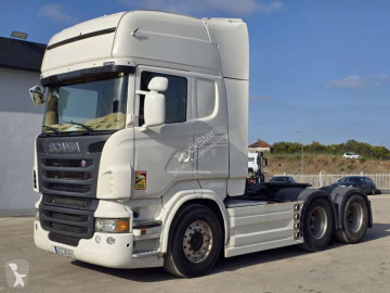 Влекач Scania