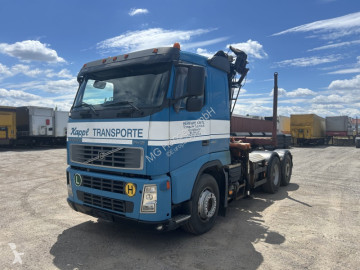 Влекач Volvo