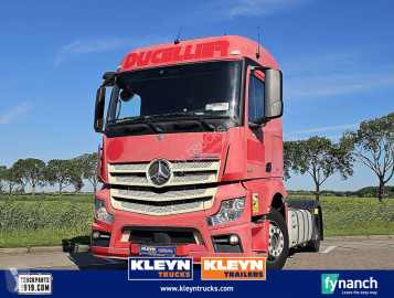 جرار Mercedes