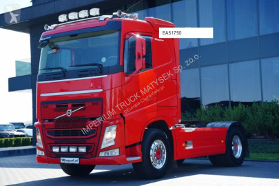 Влекач Volvo