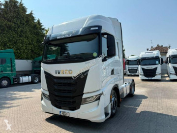 IvecoS-WAY460