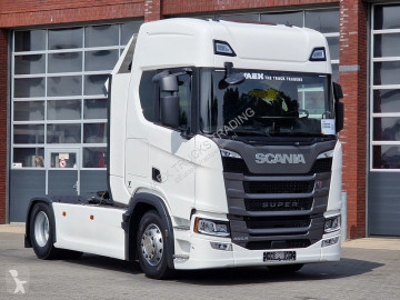 ScaniaR