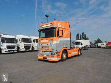 جرار Scania S 500