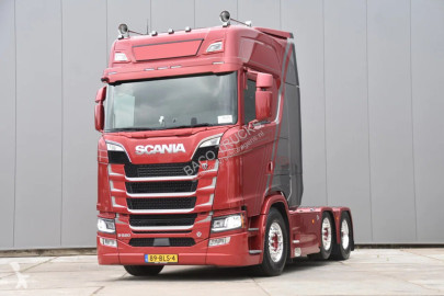 جرار Scania