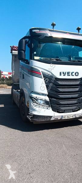 Tracteur Iveco X-WAY