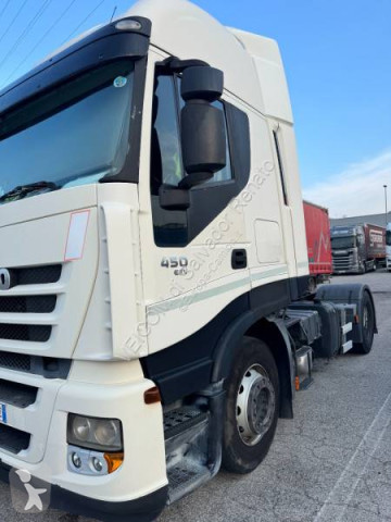 Влекач Iveco Stralis 440 S 45
