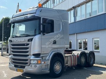 Влекач Scania