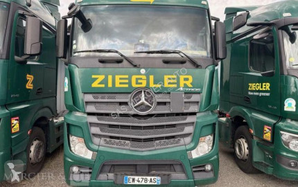 Tracteur Mercedes