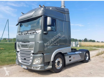 Cabeza tractora DAF