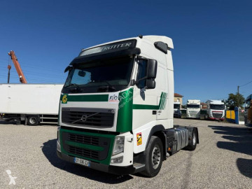 Влекач Volvo FH12 460