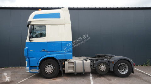 Влекач DAF XF 440 6x2 tractor unit