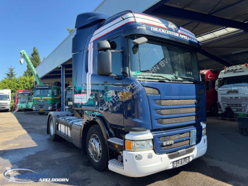 Влекач Scania