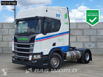 Влекач Scania