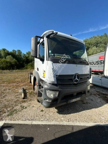 Traktor Mercedes