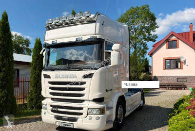 Влекач Scania