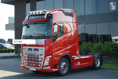 Влекач Volvo
