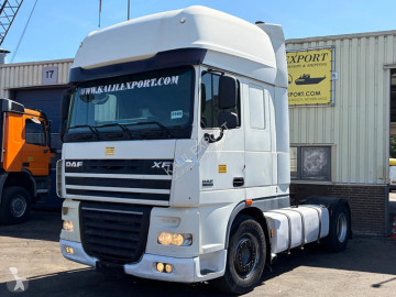 Влекач DAF XF105 105510 Tractor - Euro 5 - Full Spoilers - Retarder - Airco - Space Cab - 2 Fuel Tanks - Good Condition