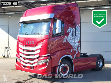 Влекач опасни товари / adr Iveco