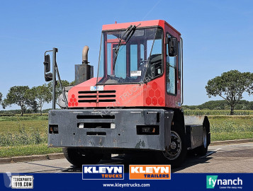 Влекач MOL YT200 TERMINAL TRACTOR