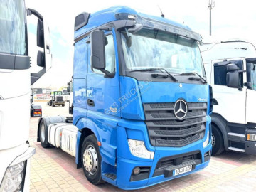 MercedesActros1848