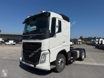 Traktor Volvo