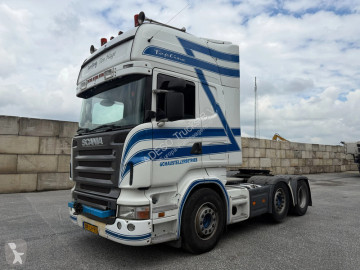 Влекач Scania