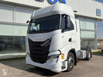 Tracteur Iveco