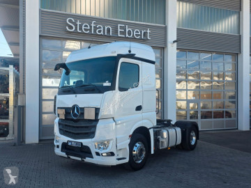 جرار Mercedes