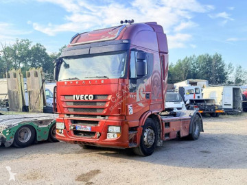 Влекач Iveco Stralis 560