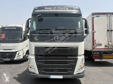 Влекач опасни товари / adr Volvo
