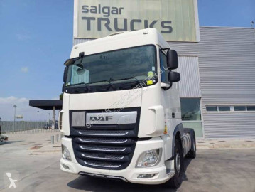 Влекач DAF