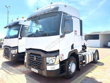 Влекач Renault T-Series 520