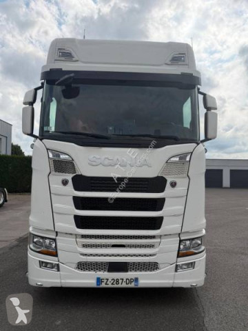 جرار Scania