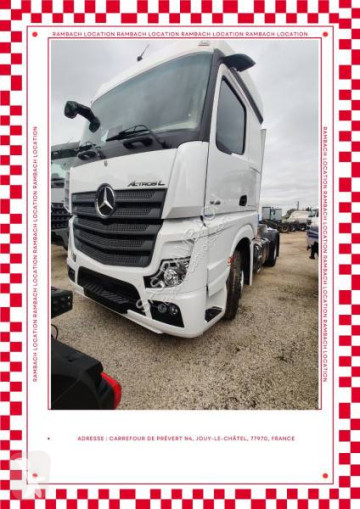 MercedesActros1845