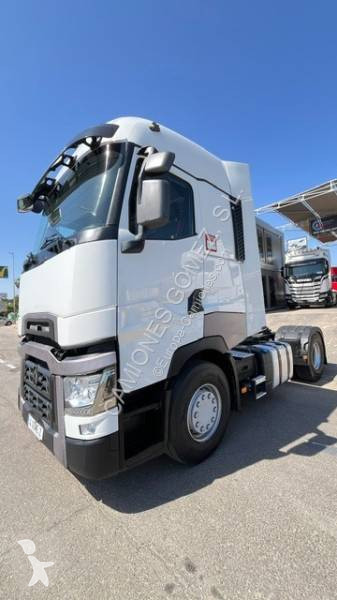 جرار Renault T-Series 520