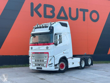 Cabeza tractora Volvo