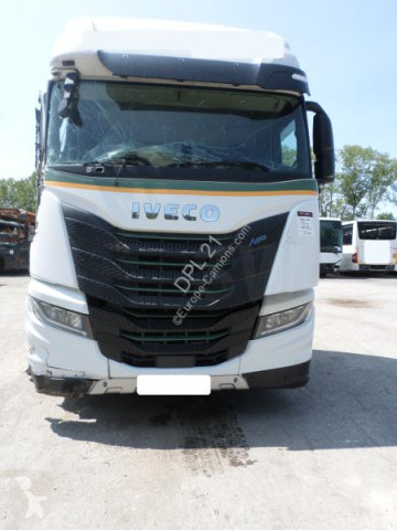 Cabeza tractora Iveco