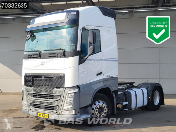 جرار منتجات خطرة / adr Volvo