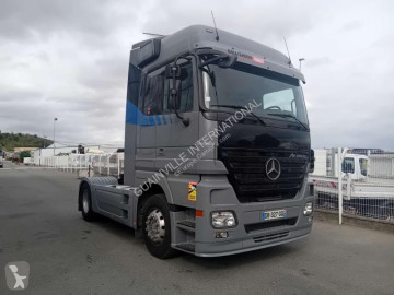 جرار Mercedes Actros 1844