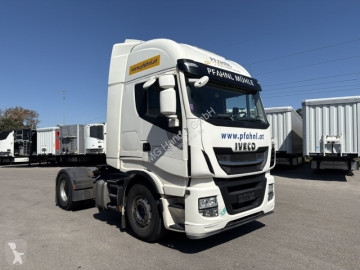 جرار Iveco