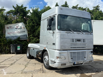 Cabeza tractora DAF XF95 95430 4X2 Tractor-unit Spring/Air ZF Manual Gear EURO 3